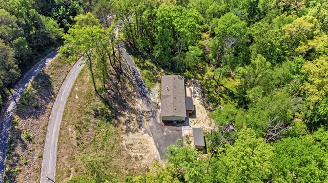 9015 Chip Drive, Soddy Daisy, TN 37379