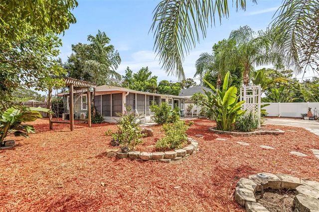 7328 9TH AVENUE N, St Petersburg, FL 33710