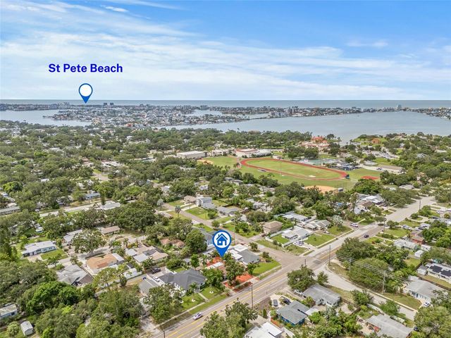 7328 9TH AVENUE N, St Petersburg, FL 33710