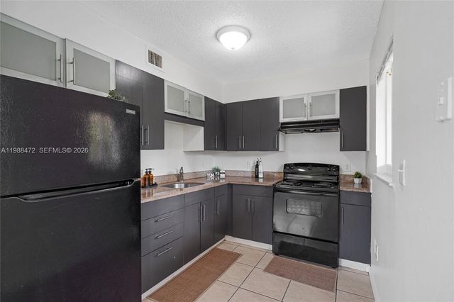 500 NW 24th Ave 29, Fort Lauderdale, FL 33311