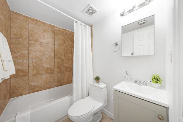 500 NW 24th Ave 29, Fort Lauderdale, FL 33311