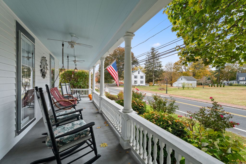 209 Main Street, Deep River, CT 06417