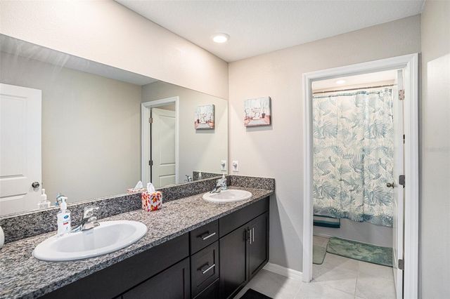 4954 WILD SENNA BOULEVARD, Tampa, FL 33619