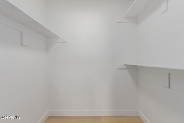 2432 W EUGIE Avenue W, Phoenix, AZ 85029