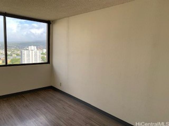 55 S Kukui Street D2315, Honolulu, HI 96813