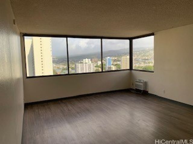 55 S Kukui Street D2315, Honolulu, HI 96813