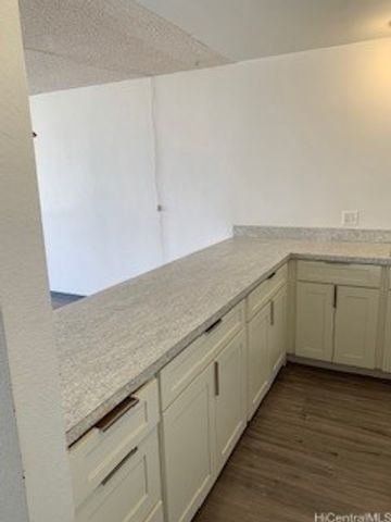 55 S Kukui Street D2315, Honolulu, HI 96813