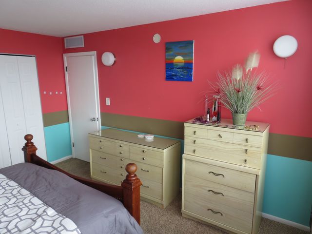 7234 W North Avenue 701, Elmwood Park, IL 60707