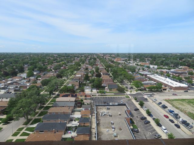 7234 W North Avenue 701, Elmwood Park, IL 60707