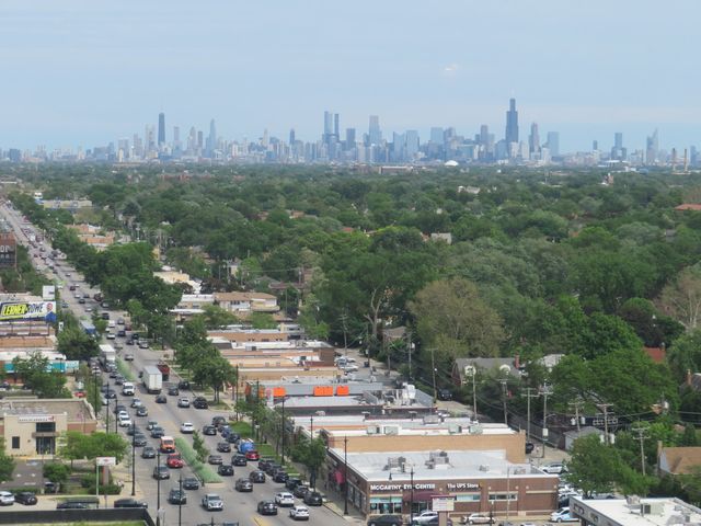 7234 W North Avenue 701, Elmwood Park, IL 60707