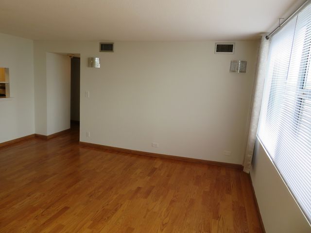 7234 W North Avenue 701, Elmwood Park, IL 60707