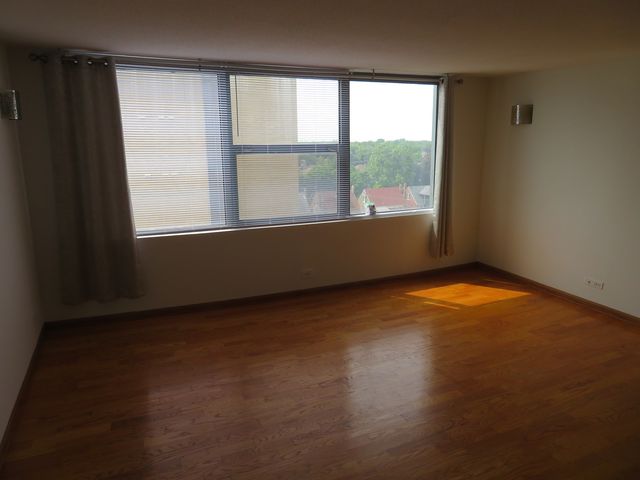 7234 W North Avenue 701, Elmwood Park, IL 60707