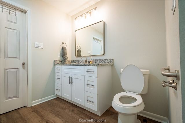 38 Golfview Drive, Hilltop Lakes, TX 77871