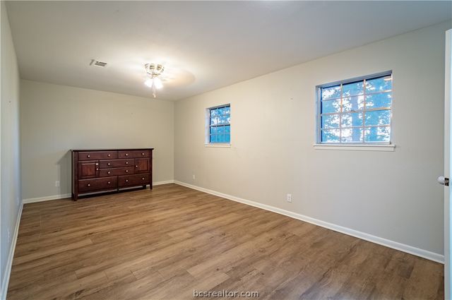 38 Golfview Drive, Hilltop Lakes, TX 77871