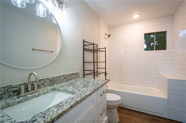 38 Golfview Drive, Hilltop Lakes, TX 77871