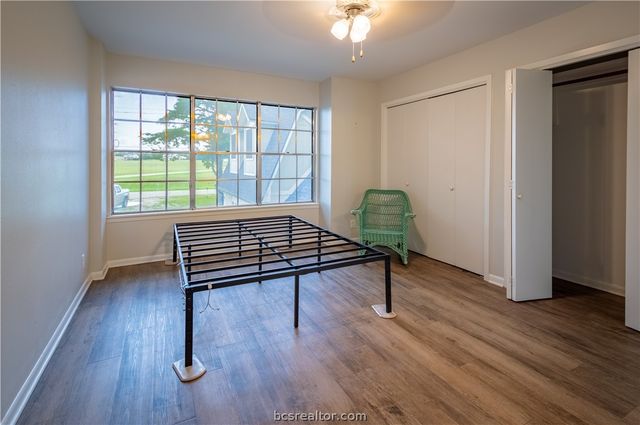 38 Golfview Drive, Hilltop Lakes, TX 77871