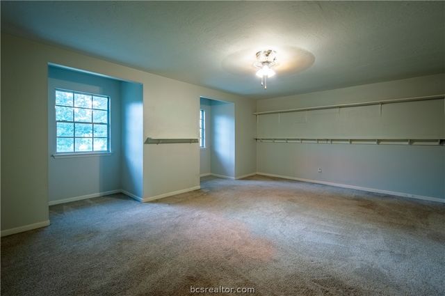 38 Golfview Drive, Hilltop Lakes, TX 77871