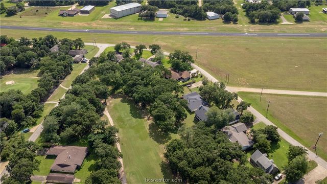 38 Golfview Drive, Hilltop Lakes, TX 77871