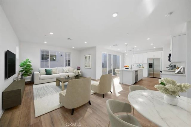 4868 Arroyo Run, Moorpark, CA 93021