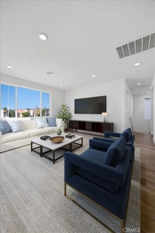 4868 Arroyo Run, Moorpark, CA 93021