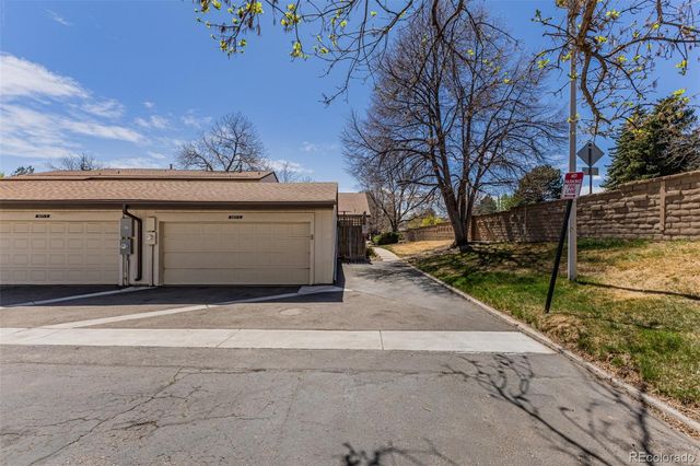 3571 S Kittredge Street E, Aurora, CO 80013