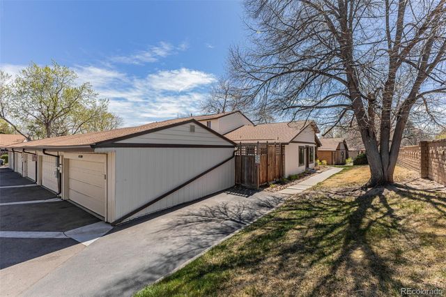 3571 S Kittredge Street E, Aurora, CO 80013