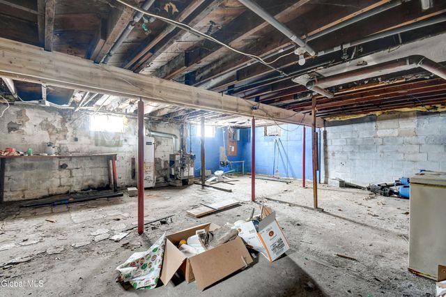 1044 Climax Avenue, Schenectady, NY 12304