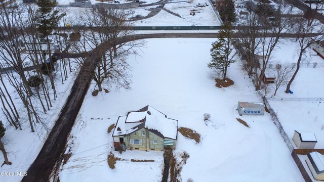 1044 Climax Avenue, Schenectady, NY 12304