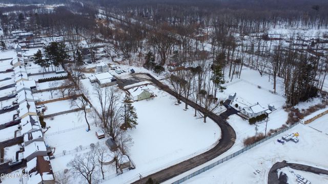 1044 Climax Avenue, Schenectady, NY 12304