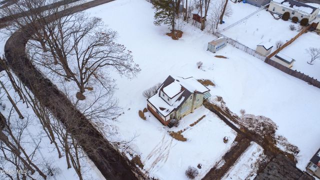 1044 Climax Avenue, Schenectady, NY 12304