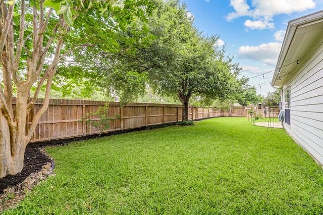 7902 Trophy Place Drive, Humble, TX 77346