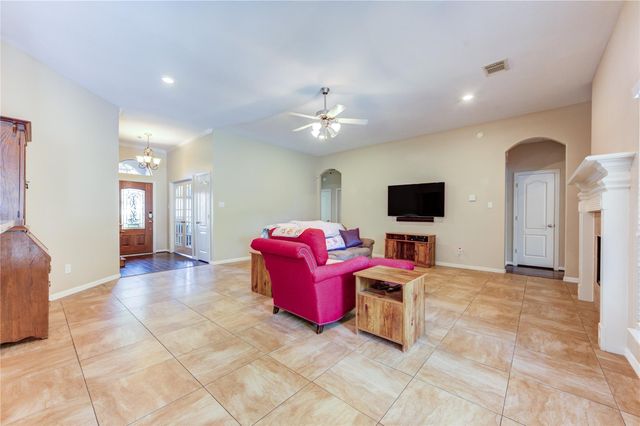 7902 Trophy Place Drive, Humble, TX 77346
