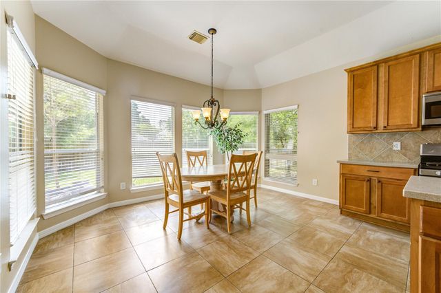7902 Trophy Place Drive, Humble, TX 77346