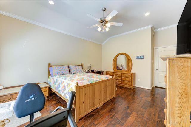 7902 Trophy Place Drive, Humble, TX 77346