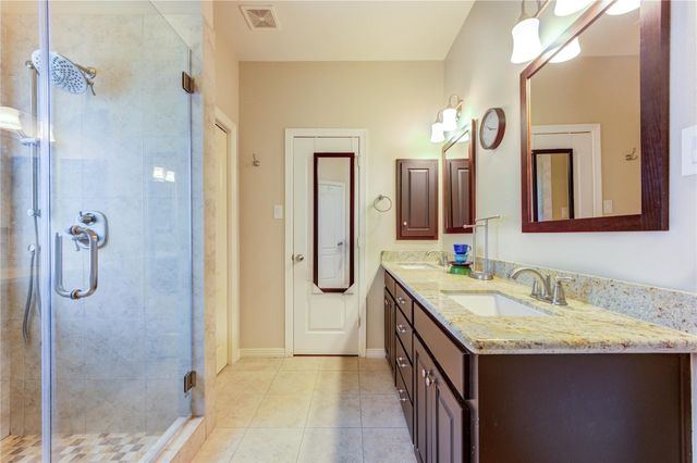 7902 Trophy Place Drive, Humble, TX 77346