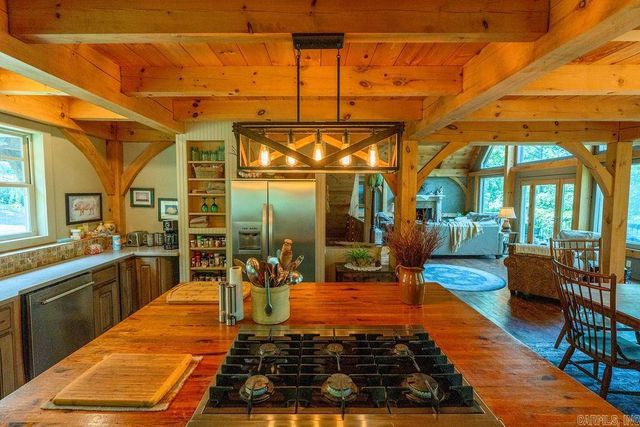 144 Lake Point Drive, Quitman, AR 72131