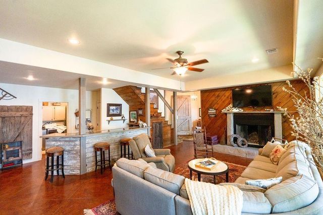 144 Lake Point Drive, Quitman, AR 72131