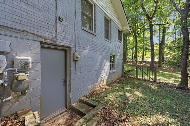 1087 N Hills Drive, Decatur, GA 30033