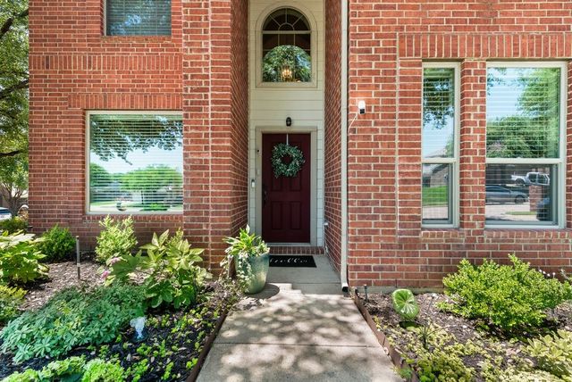8313 Tribute Lane, Fort Worth, TX 76131