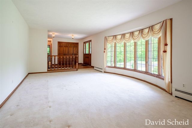 10225 River Shore Drive, Caledonia, MI 49316