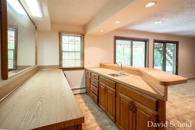 10225 River Shore Drive, Caledonia, MI 49316