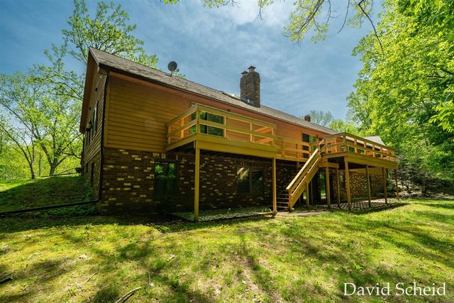 10225 River Shore Drive, Caledonia, MI 49316