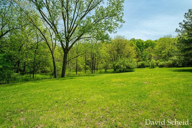 10225 River Shore Drive, Caledonia, MI 49316