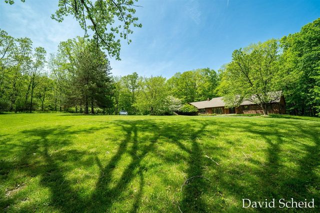 10225 River Shore Drive, Caledonia, MI 49316