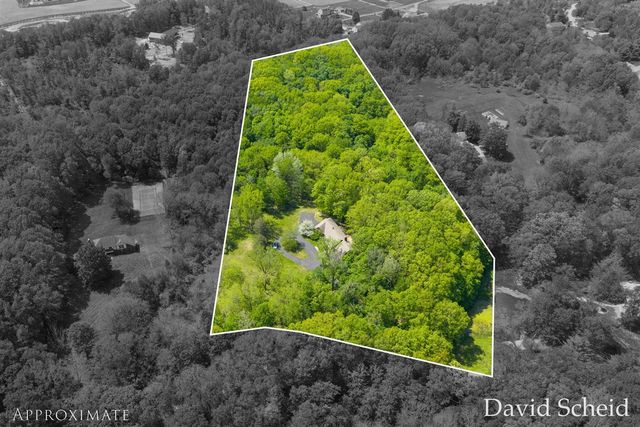 10225 River Shore Drive, Caledonia, MI 49316