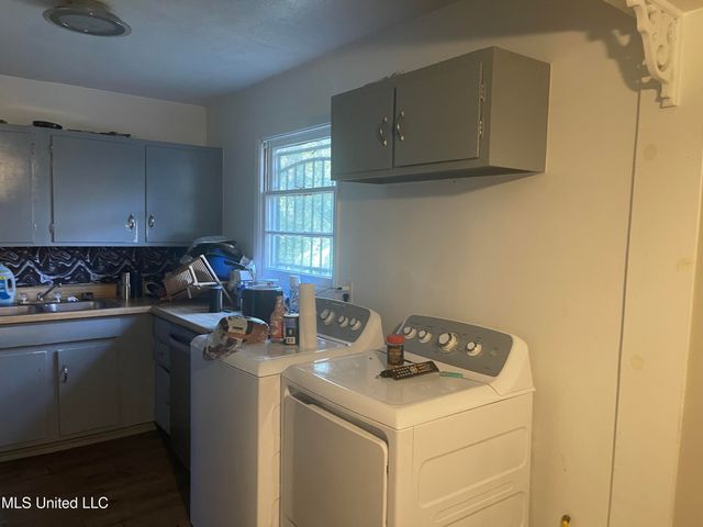 2745 Marydale Drive, Jackson, MS 39212