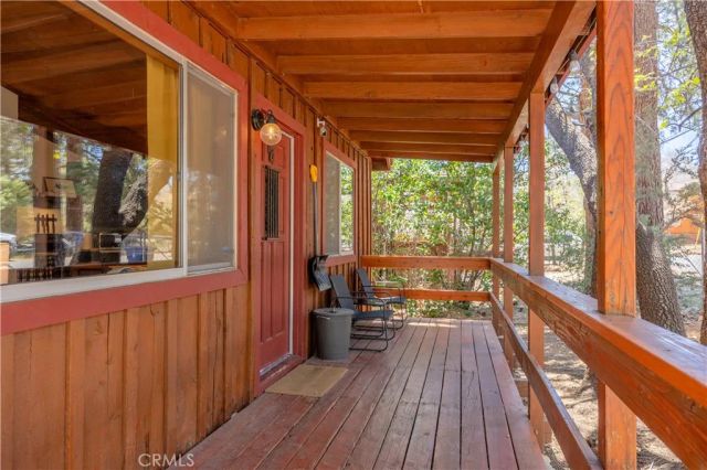 451 Cedar Lane, Sugarloaf, CA 92386