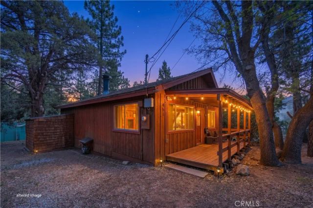 451 Cedar Lane, Sugarloaf, CA 92386