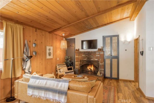 451 Cedar Lane, Sugarloaf, CA 92386