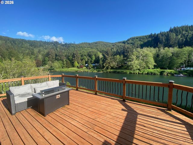 5944 S RIVER Loop, Lincoln City, OR 97367